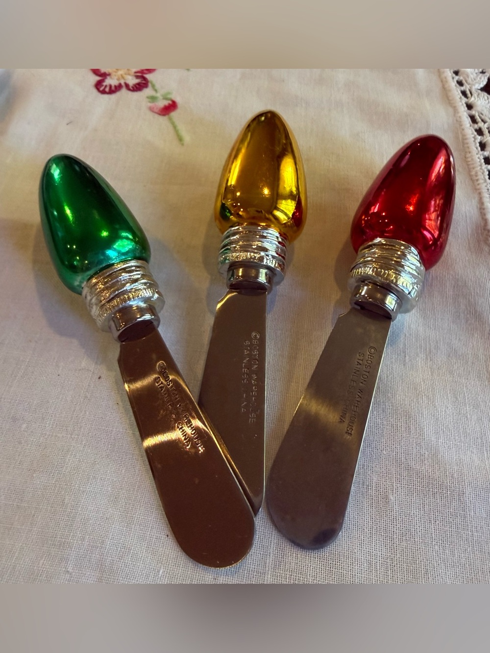Christmas Light Bulb Cheese Spreaders Set of 3 Stainless Steel -Sur La Table